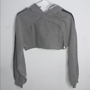 Streatwear cropped hoodie